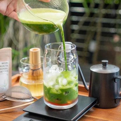 Transparent Glass Matcha Bowl With Spout (Chawan)